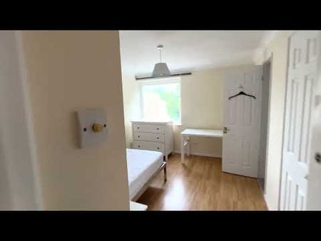 Room in a Shared Flat, Kingfisher Court, SW11 - Photo 4