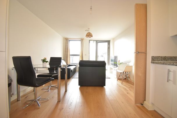 1 Bed Flat, Fulneck Pl, E1 - Photo 1