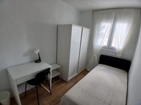 Calle Besolla, Madrid, Community of Madrid 28025 - Photo 3