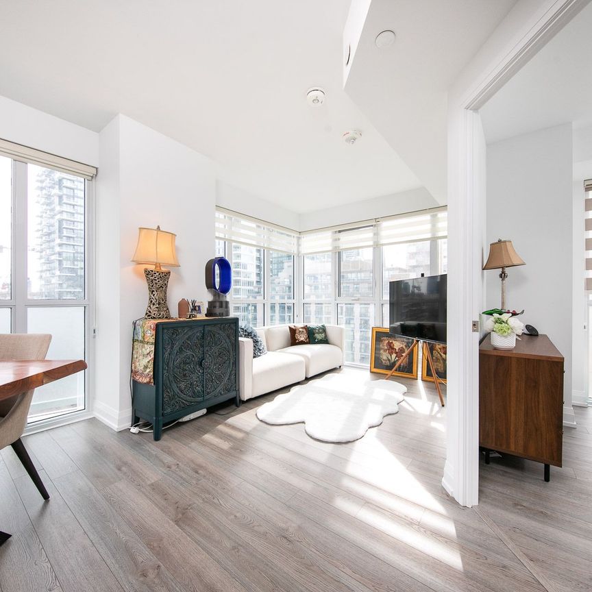 For Lease - 77 Mutual Street Unit# 804, Toronto, Ontario - Photo 1