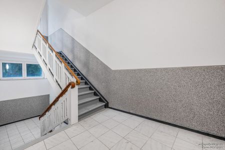 Welc(H)ome® by RIDA FLATS – Historie trifft Moderne: kernsanierte Dachterrassenwohnung in Essen-City - Photo 5