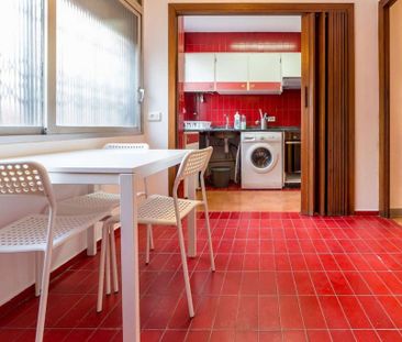 Carrer de Buenos Aires, Valencia, Valencian Community 46004 - Photo 4