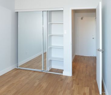 800 Richmond Street West - Photo 1