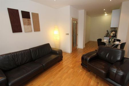 1 bedroom flat to rent - Photo 5