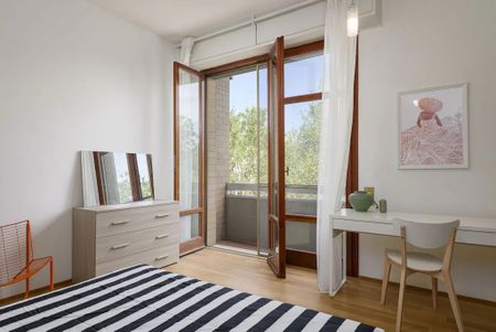 Viale Francesco Redi, Florence, Tuscany 50144 - Photo 5