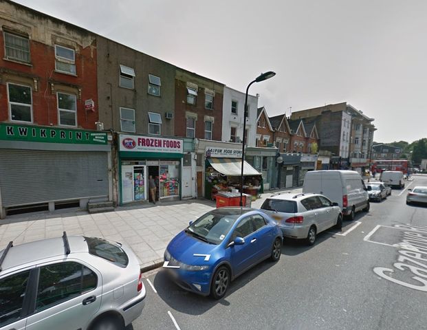 Studio Flat, Cazenove Road, N16 - Photo 1