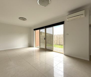 4-Bedroom Family Home - Photo 2