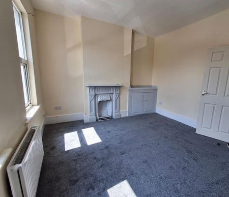 4 bedroom house to rent - Photo 2