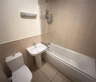 2 bedroom flat to rent - Photo 6