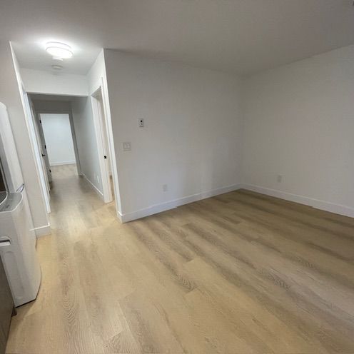 Newer Two Bedroom Basement Suite in South Surrey Grandview Area - Photo 1