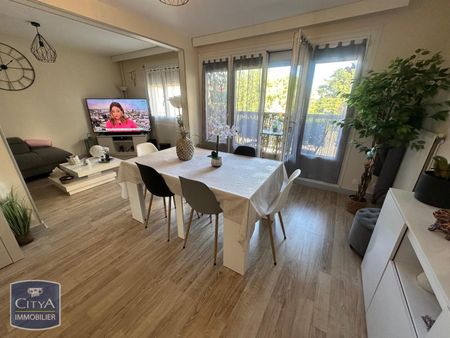 Location Appartement 5 pièces 87m² BOURG EN BRESSE 01000 - Photo 3