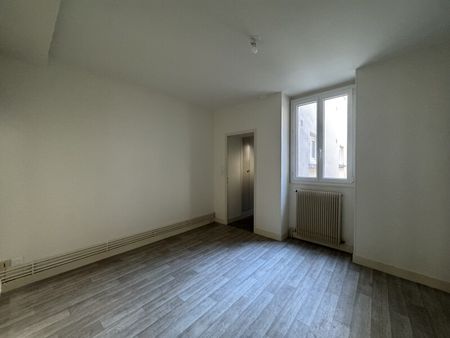 Location Appartement 2 pièces 58m² ORLEANS 45000 - Photo 5