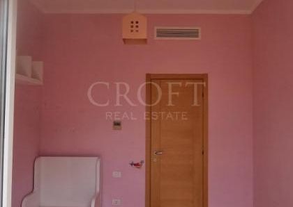 Parioli-Piazza delle Muse: Restored 3 bedroom, 3 Bath, spacious living, kitchen, balcony, near park, master bed & 2 single bedrooms. Ref 1045