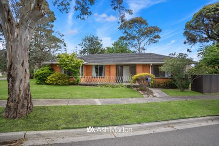 24 Berberis Crescent, Frankston, VIC 3199 - Photo 2