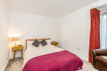 2 bedroom apartment to rent - Photo 3