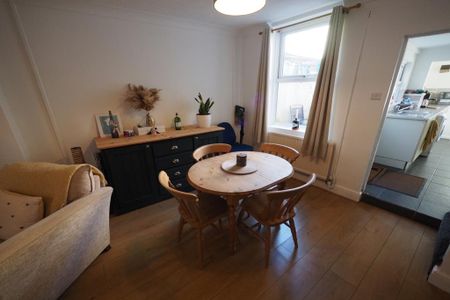 2 bedroom house to rent - Photo 3