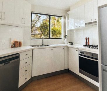 Kensington - Photo 6