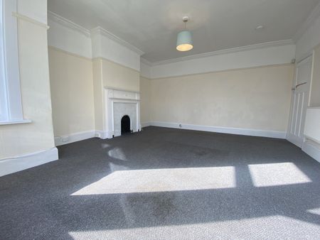 4 Bed Semi-Detached House, Fishponds Road, BS5 - Photo 5