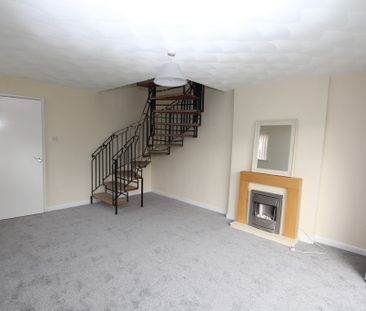 2 Bedroom HOUSE, Chester - Photo 3