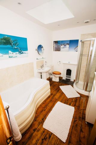 3 bedroom terraced house to rent - Photo 3
