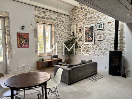 Location Maison 4 pièces 96m² MARSEILLE 3ème - Photo 2