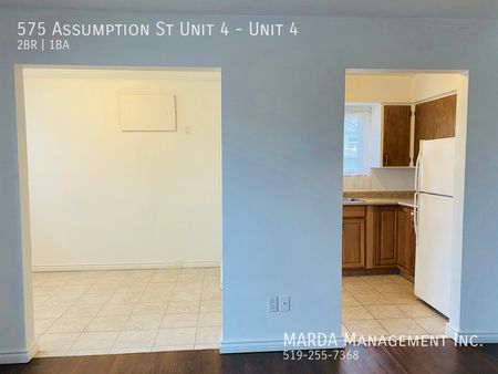 SPACIOUS 2BEDROOM/1BATHROOM SUITE IN DOWNTOWN WINDSOR+ HYDRO - Photo 5