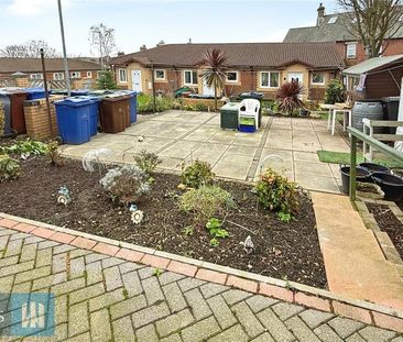 2 bedroom bungalow to rent - Photo 1