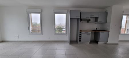 Location Appartement 3 pièces 78m² CARIGNAN DE BORDEAUX 33360 - Photo 3
