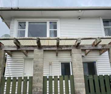 NEW WINDSOR, 4 BEDROOMS - Photo 6