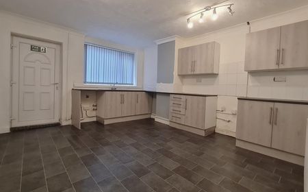 Granby Street, Burnley - Photo 4