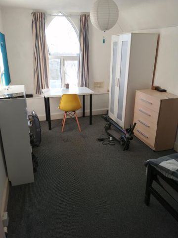 3 bedroom flat share to rent - Photo 5