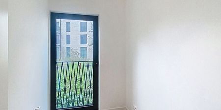 Appartement te huur in Anderlecht voor € 1.200 met 2 slaapkamers - Photo 3
