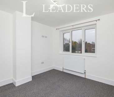 3 bedroom house to rent - Photo 3