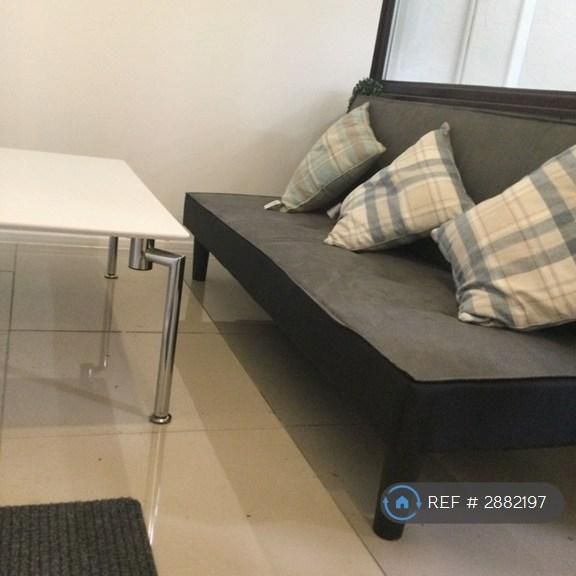 6 bedroom terraced house to rent - Photo 1