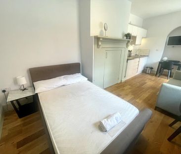 Studio to rent - Photo 5