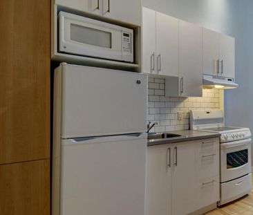 Loft entièrement meublé à louer Vieux-Québec juillet 2026 - Photo 4