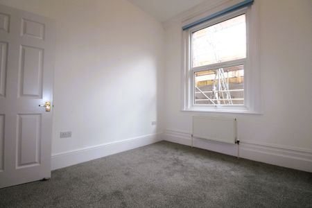 Boltro Road, Goldings Court, RH16 - Photo 2