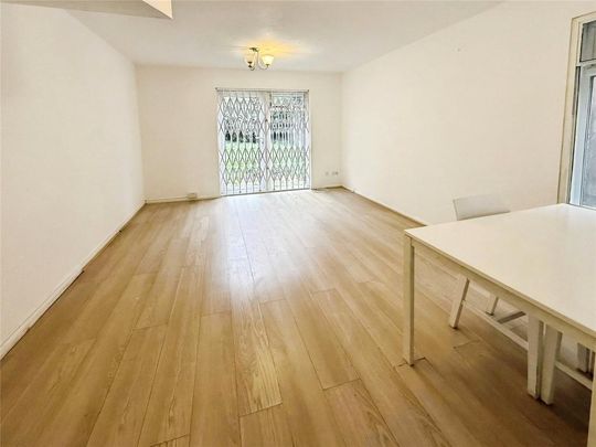 2 bedroom end of terrace house to rent - Photo 1