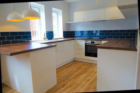 1 Bed Flat - Photo 5