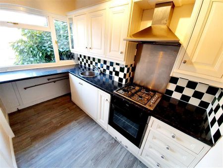 Harper Avenue - Photo 5