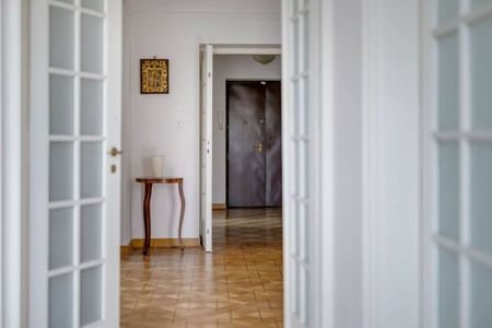 Reprezentacyjny apartament w zabytkowej kamienicy 148.79 m² - Zdjęcie 2