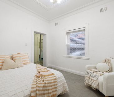 The Ultimate Family Home in Ideal Location - 6 Month Lease - Photo 6