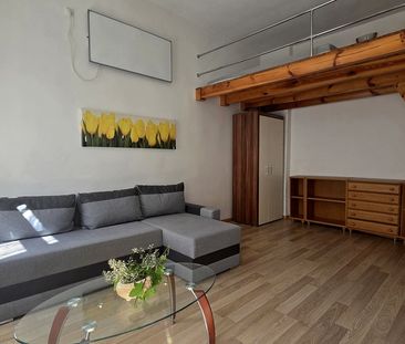 Duża kawalerka z antresolą, Centrum! - Zdjęcie 2