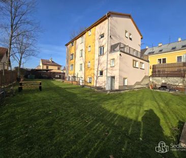 Klidné bydlení 1+1 Sokolov – zahrada, parkování - Photo 4