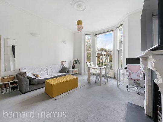 Devonport Road - Photo 1