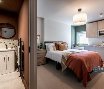 1 bedroom in a house share to rent - Photo 5