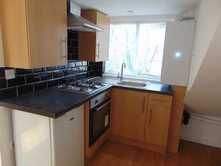 1 bedroom flat to rent - Photo 3