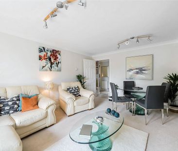 2 bedroom flat to rent - Photo 3