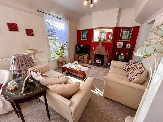 2 bedroom flat to rent - Photo 1