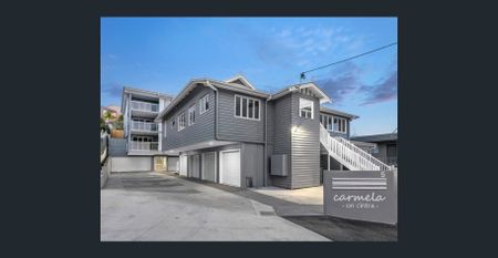 Spacious One Bedroom Apartment! - Photo 3